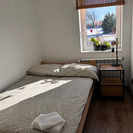 Apartament Numer 1, Dwie Sypialnie Dwa Lozka Orzysz Luaran gambar